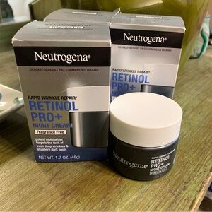 Neutrogena Retinol Pro+ Night Cream New in Box Unopened